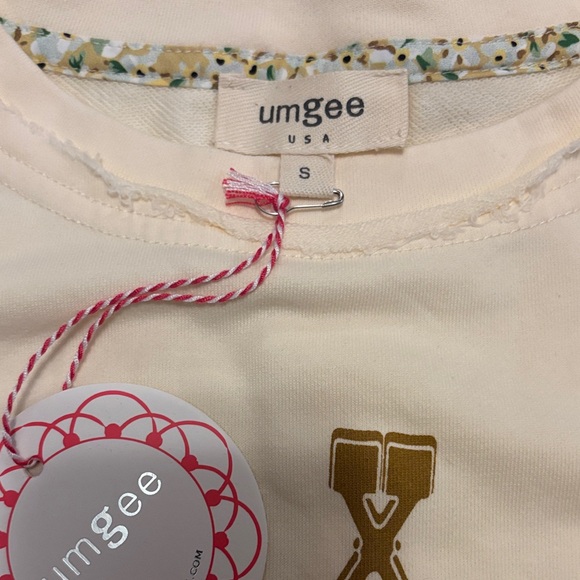 Umgee Tee - Picture 2 of 2